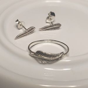 Feather earring and ring set